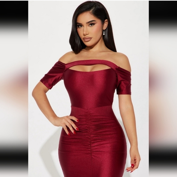 Red Rushed Formal Gown - Picture 2 of 3